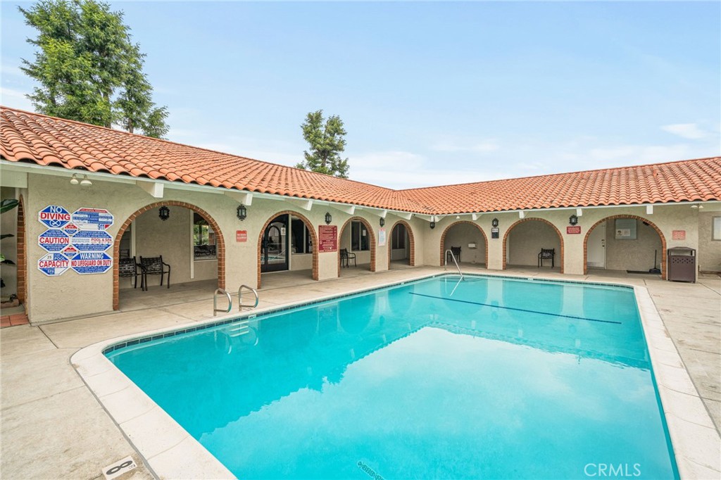 995 Pomona Road Unit: 1