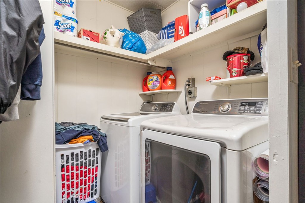 995 Pomona Road Unit: 1