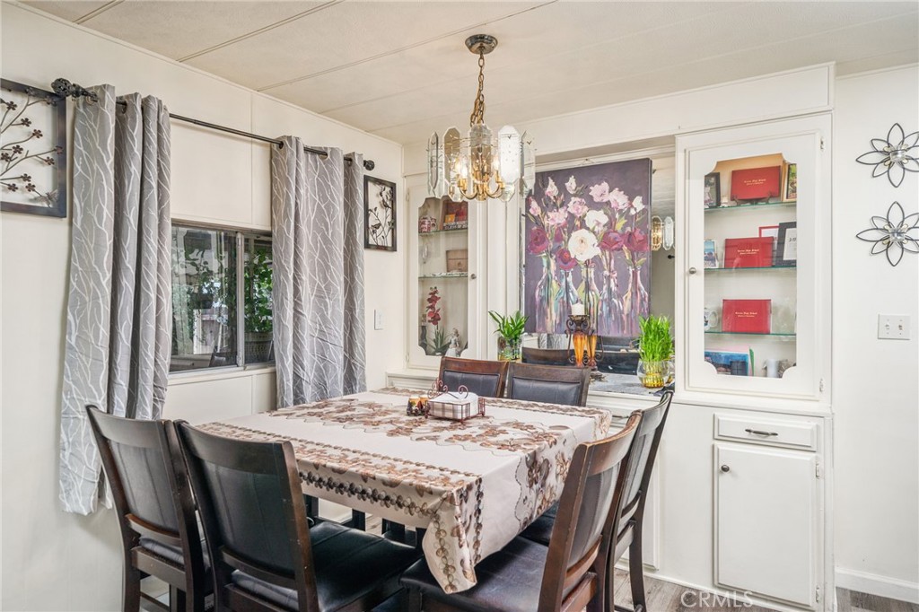 995 Pomona Road Unit: 1