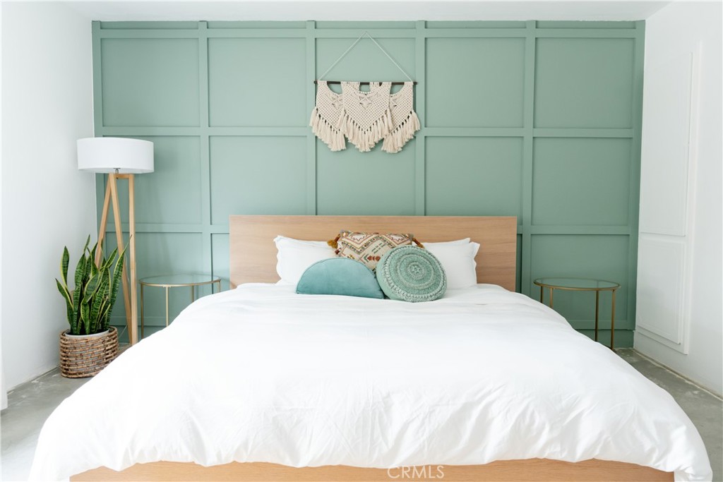 7728 Victor Vista Ave