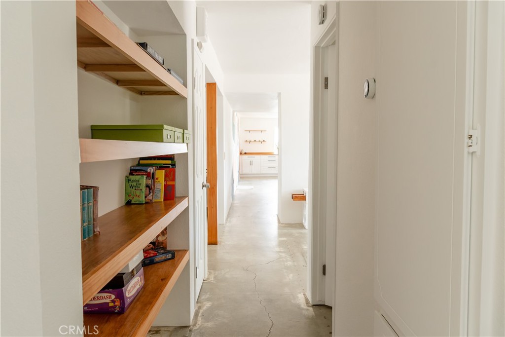 7728 Victor Vista Ave