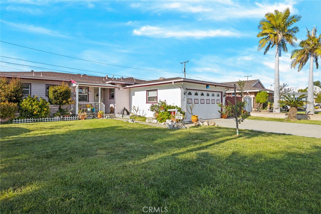 1431 E Pinewood Avenue