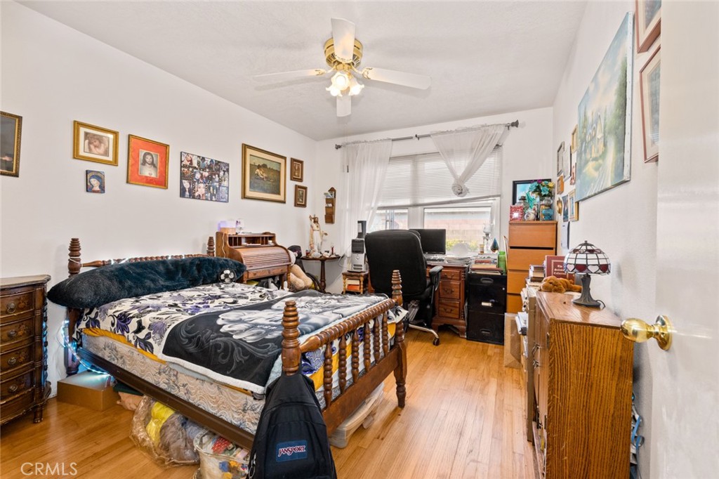 1431 E Pinewood Avenue