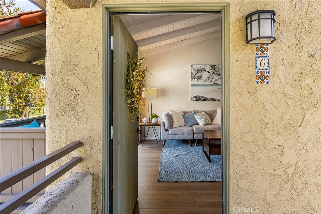 1345 Cabrillo Park Drive L06