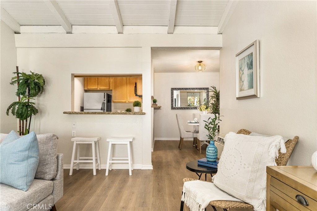 1345 Cabrillo Park Drive L06