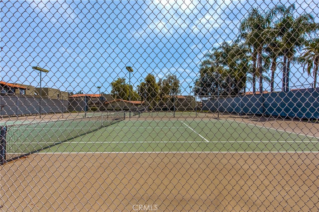 1345 Cabrillo Park Drive L06