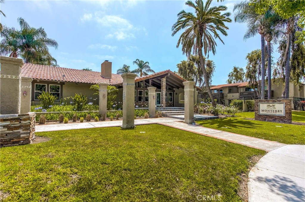 1345 Cabrillo Park Drive L06