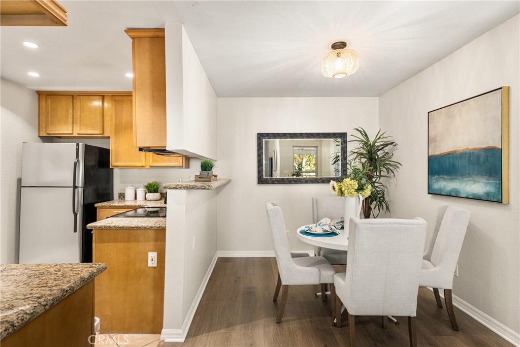 1345 Cabrillo Park Drive L06