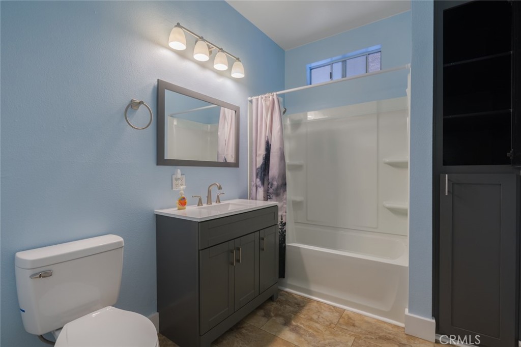 524 Nebraska Avenue 101