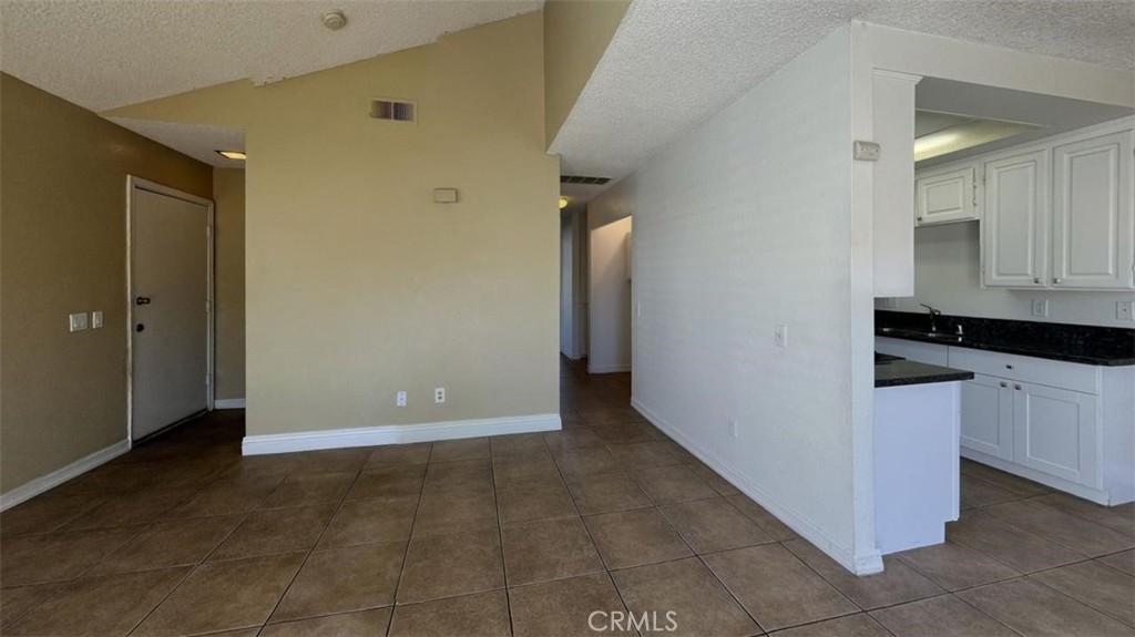 1480 E Marshall Boulevard 21