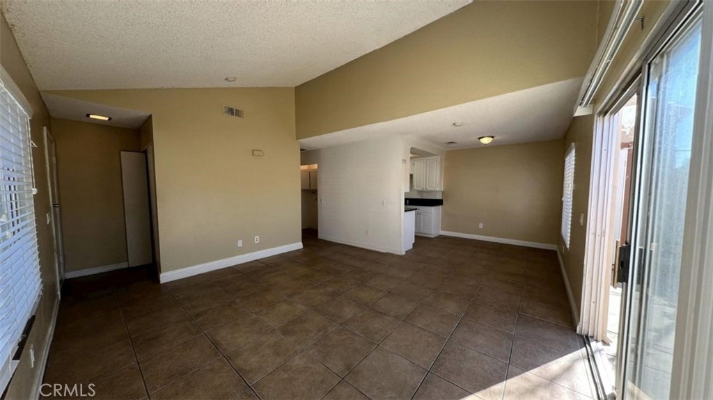 1480 E Marshall Boulevard 21