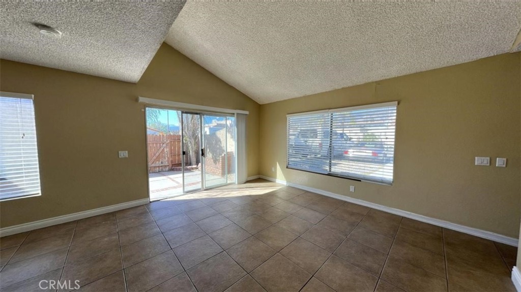 1480 E Marshall Boulevard 21