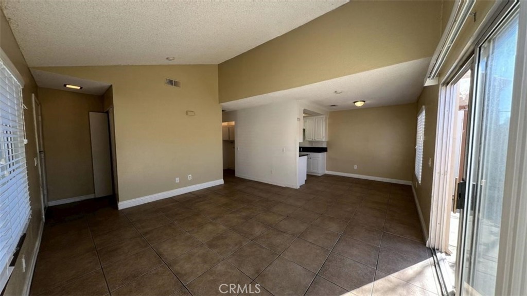 1480 E Marshall Boulevard 21