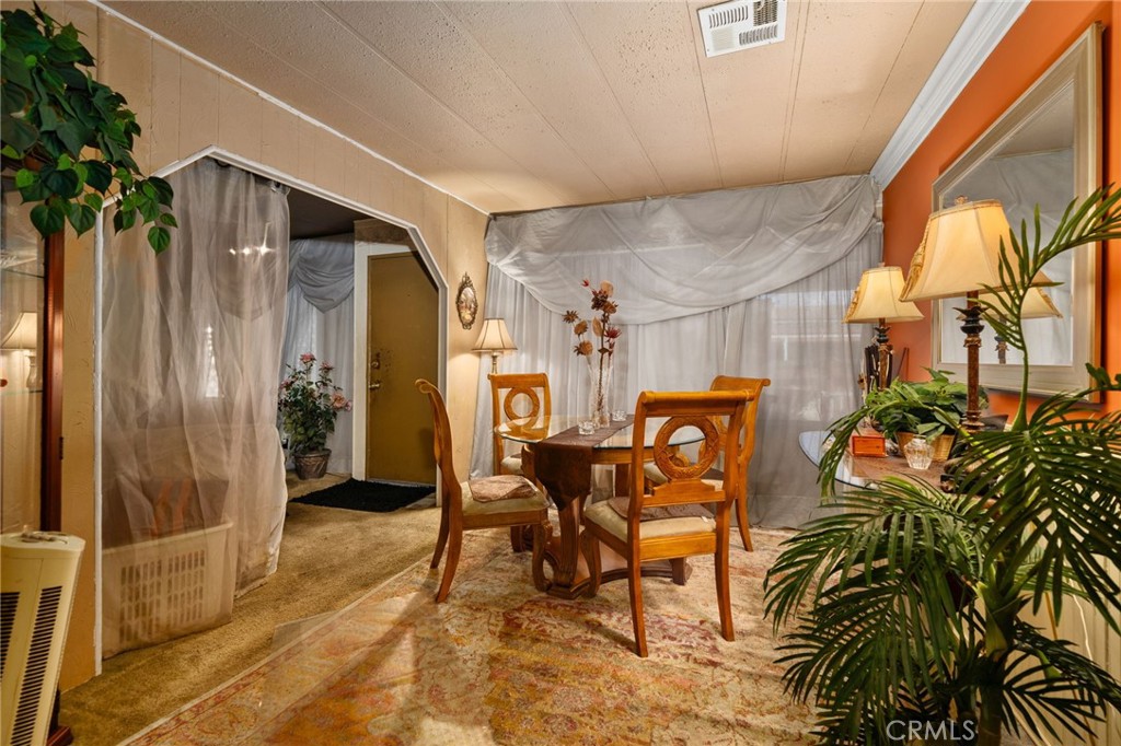 2601 E Victoria Street 173