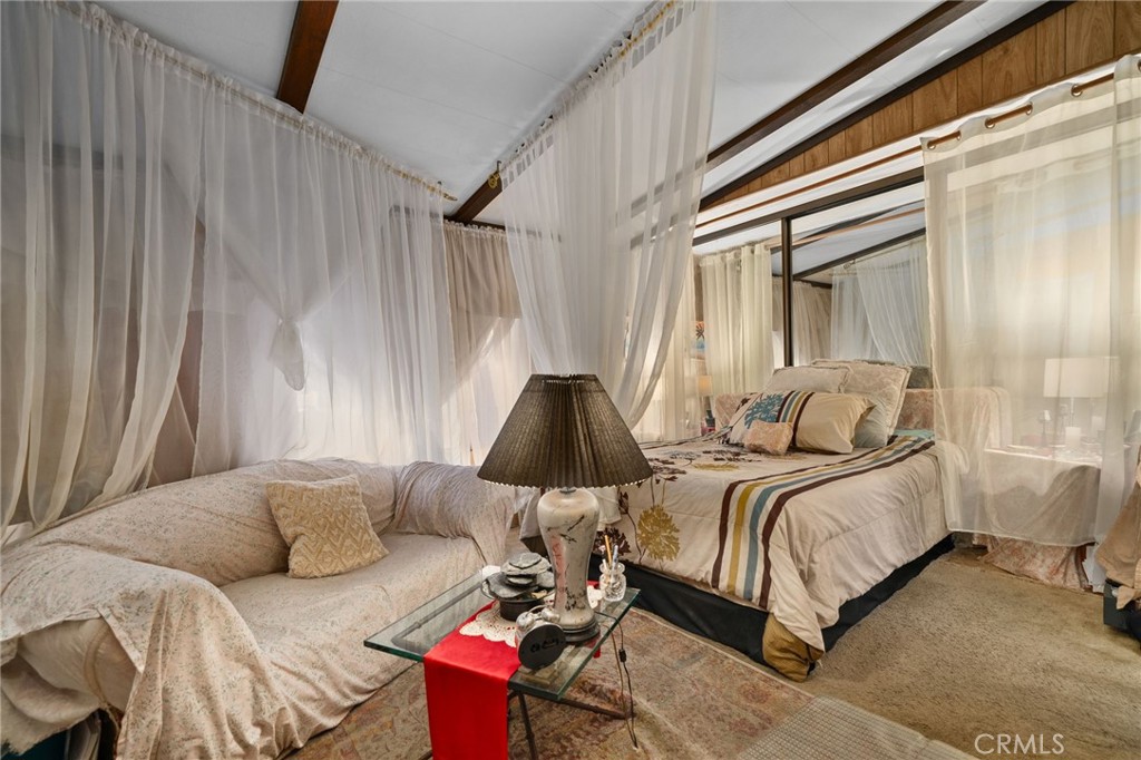 2601 E Victoria Street 173