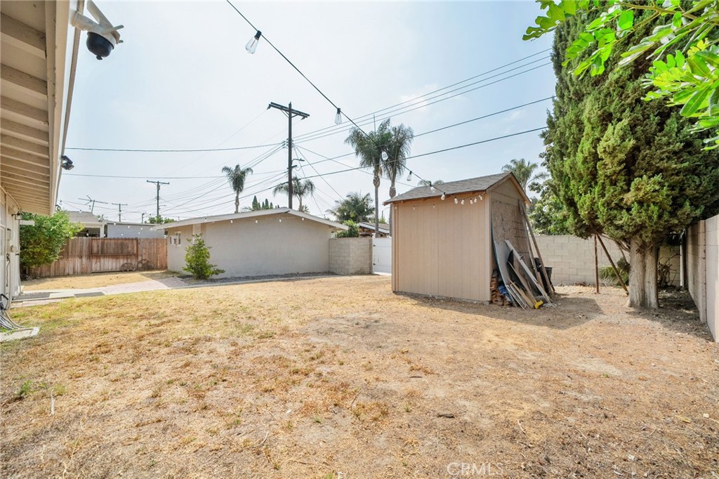2134 West La Palma Ave