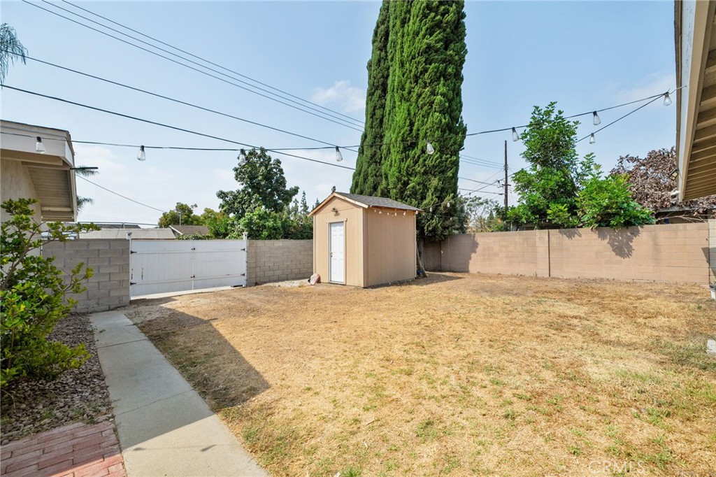 2134 West La Palma Ave
