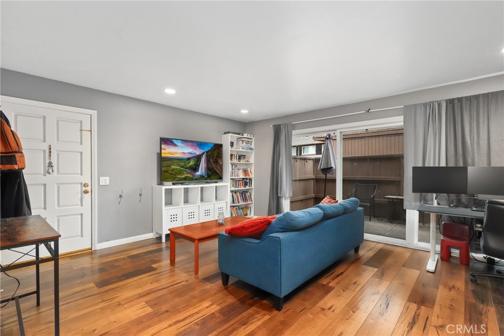 1094 Cabrillo Park A
