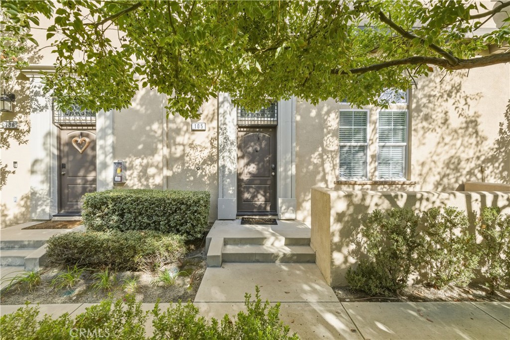 4460 Owens Street 105