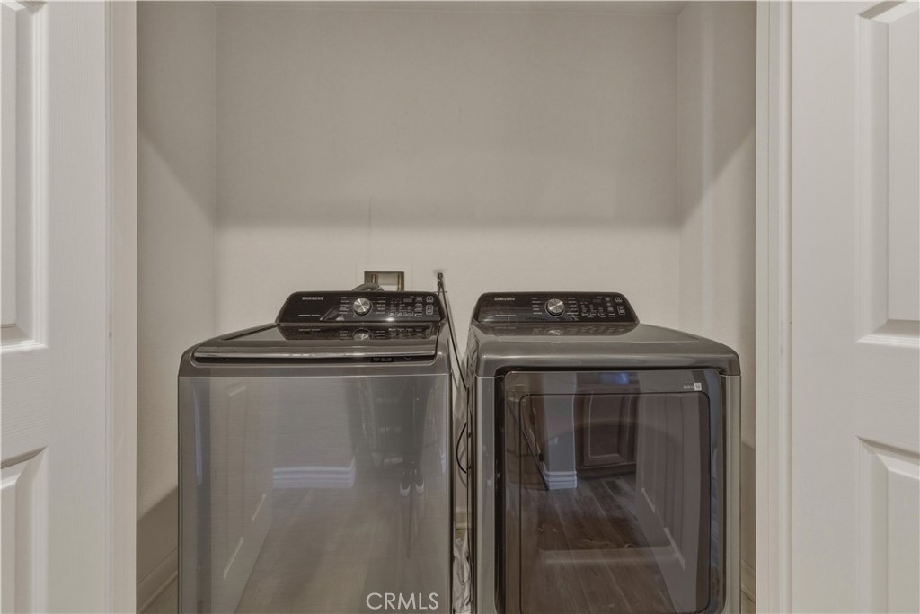 4460 Owens Street 105