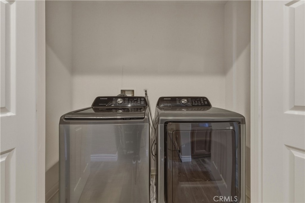 4460 Owens Street 105