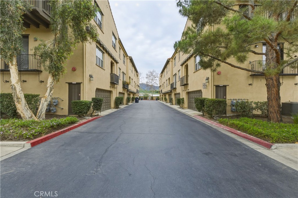 4460 Owens Street 105