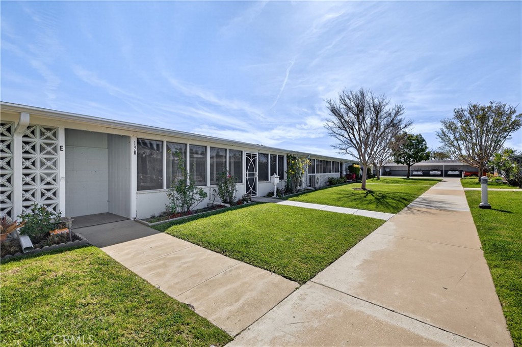 1200 Canoe Brook Drive 19D