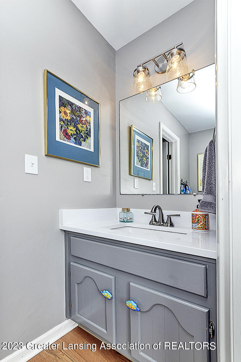 1908 Maple Shade Drive