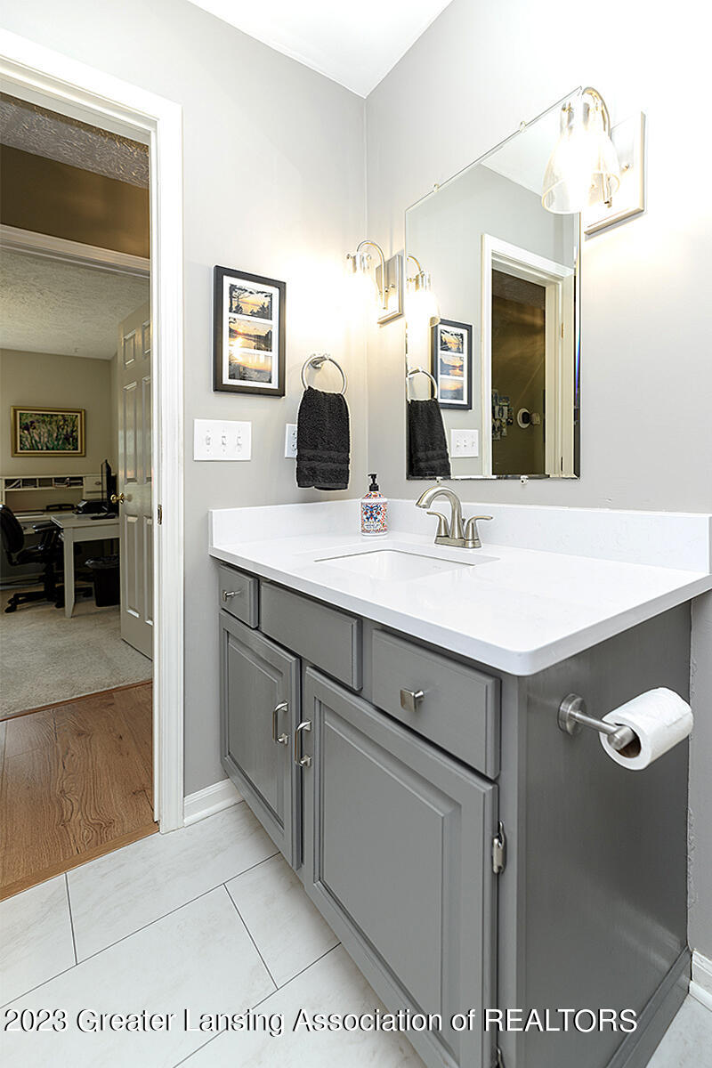 1908 Maple Shade Drive