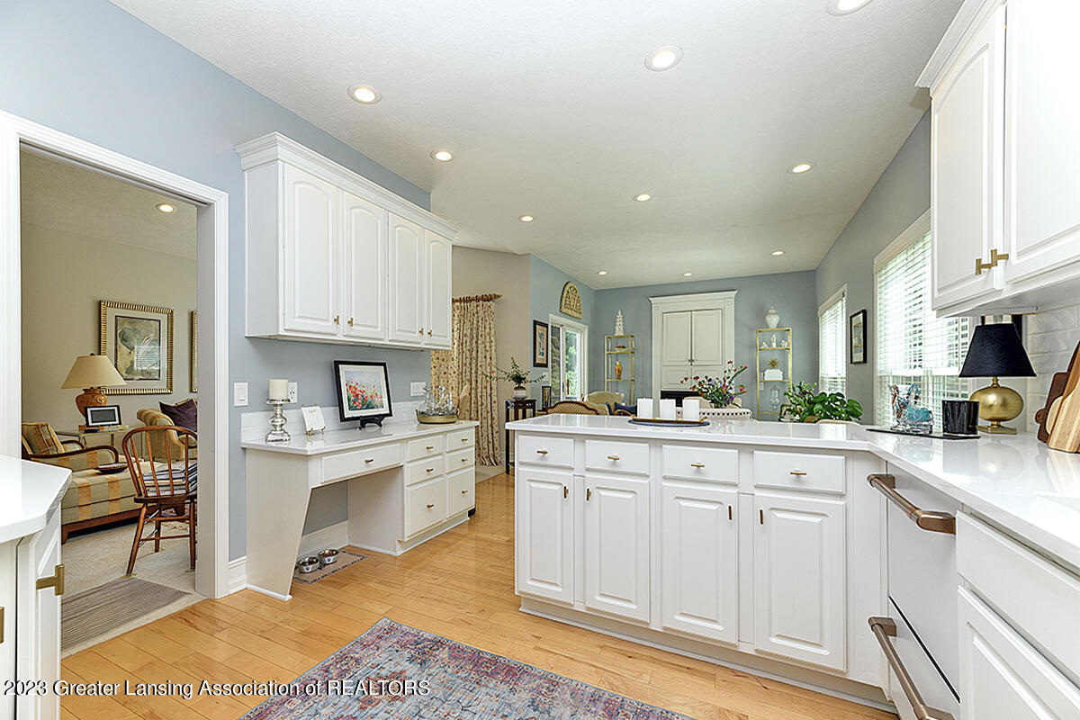 5154 Sapphire Circle