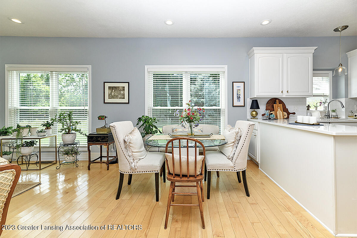 5154 Sapphire Circle