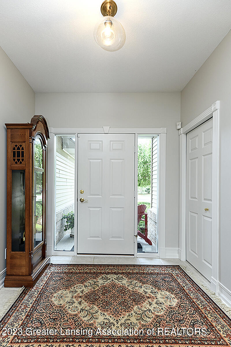 5154 Sapphire Circle