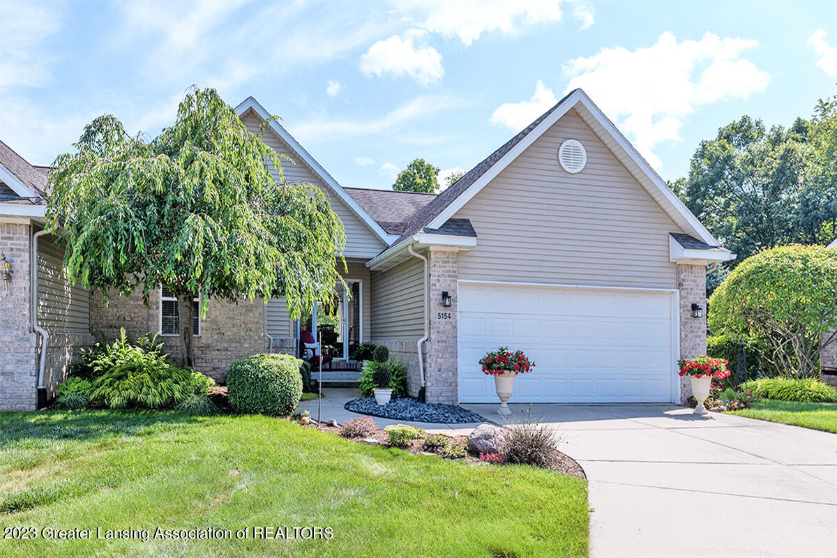 5154 Sapphire Circle