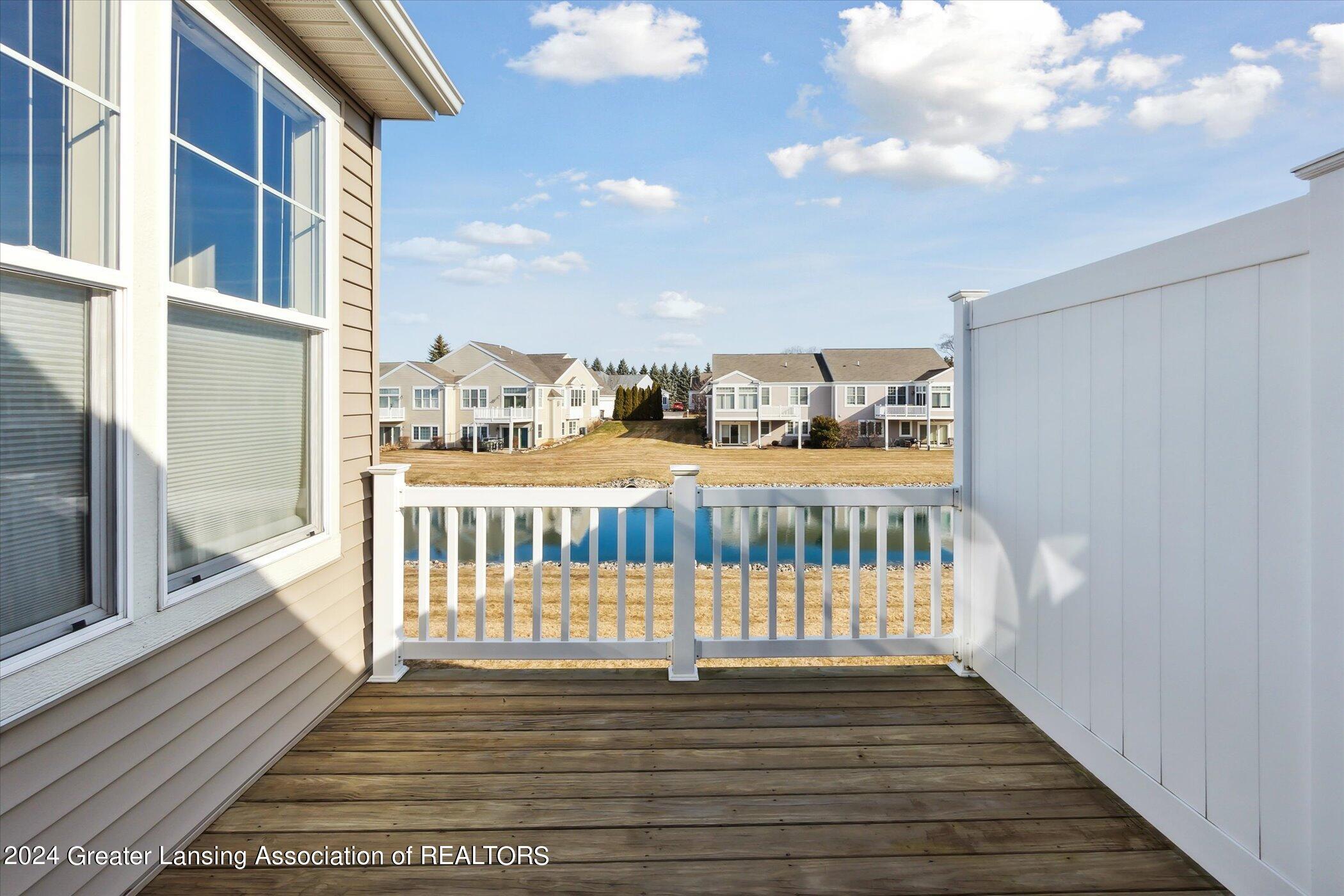 7537 Roxborough Lane, 30