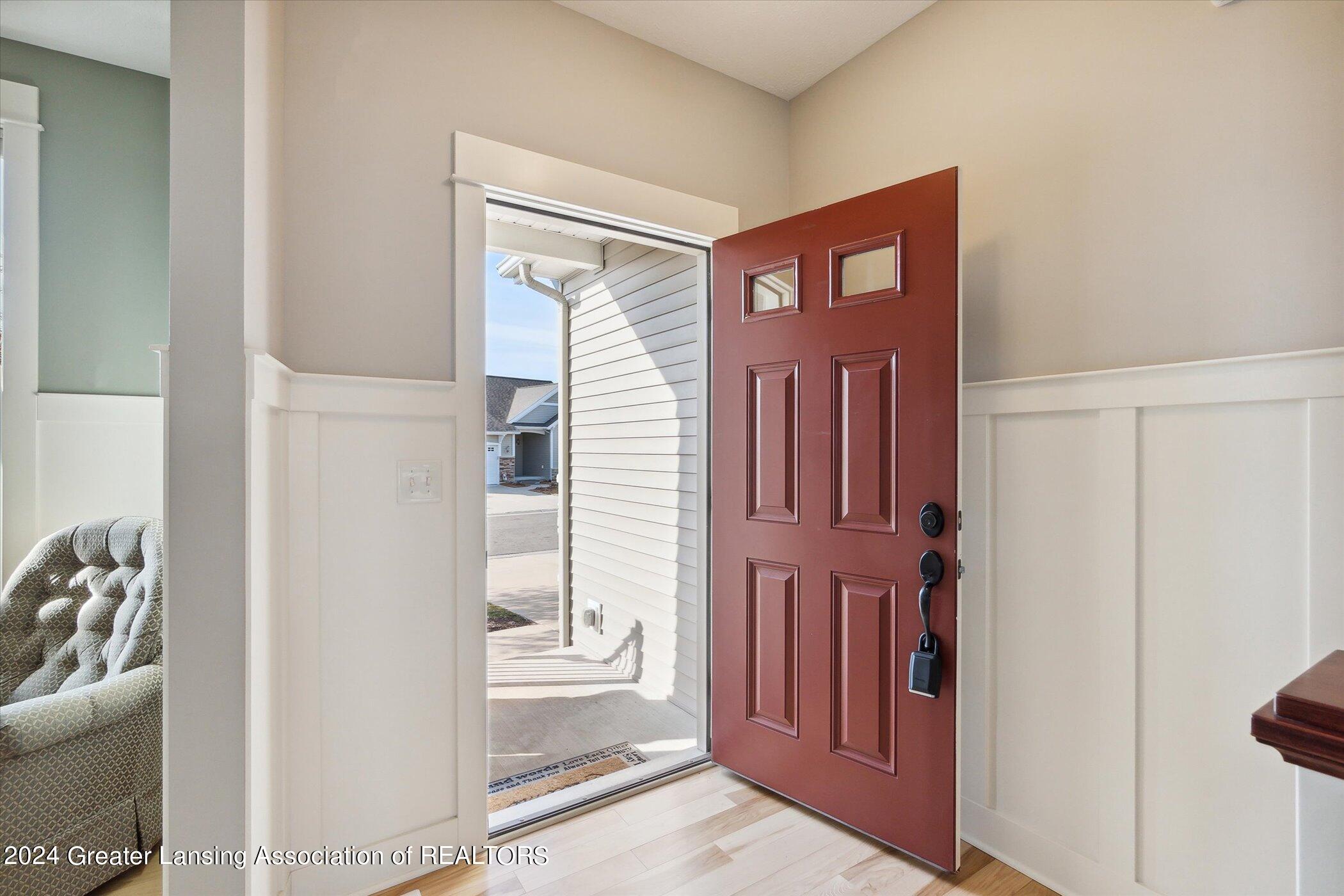 7537 Roxborough Lane, 30