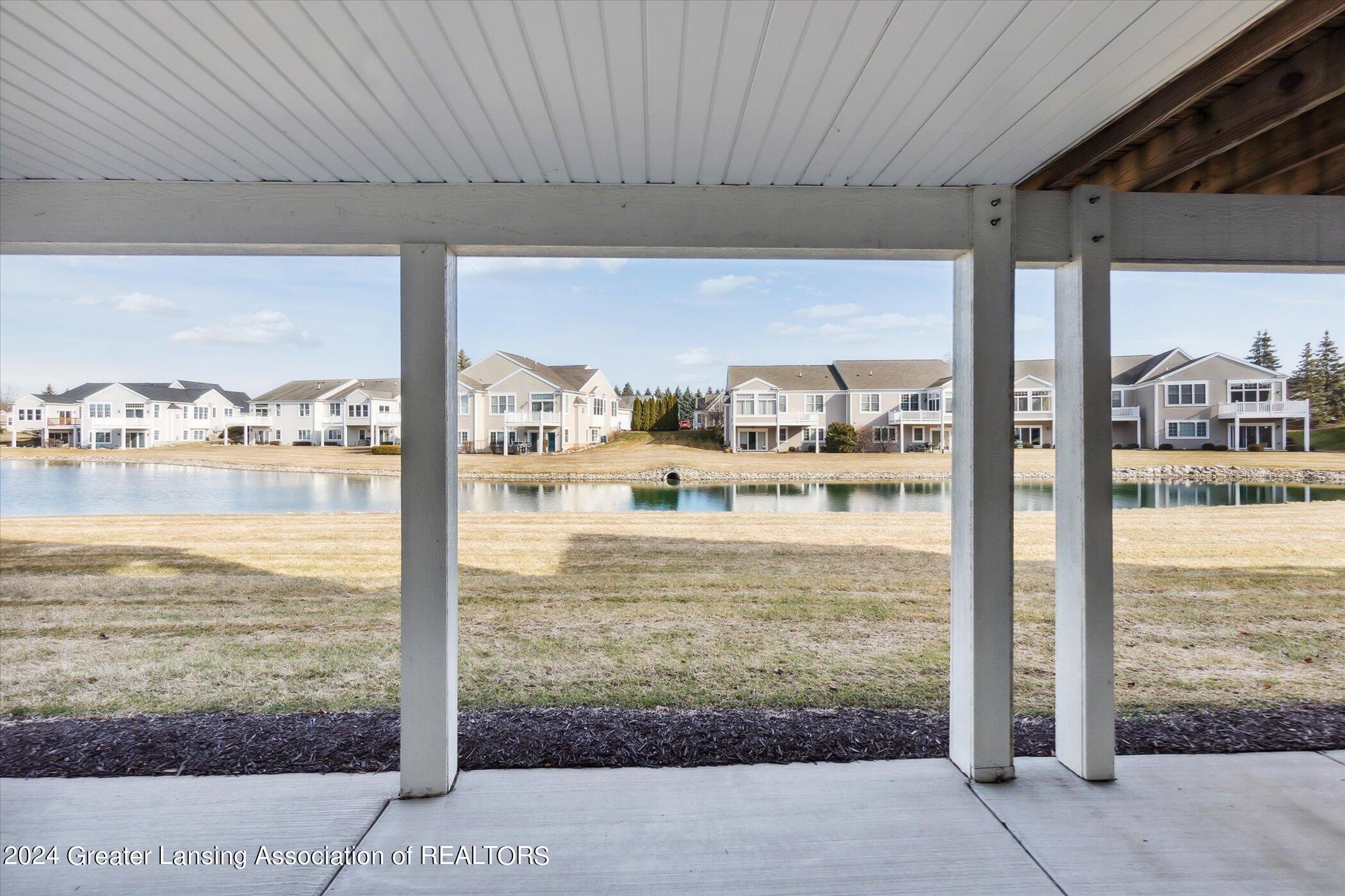 7537 Roxborough Lane, 30