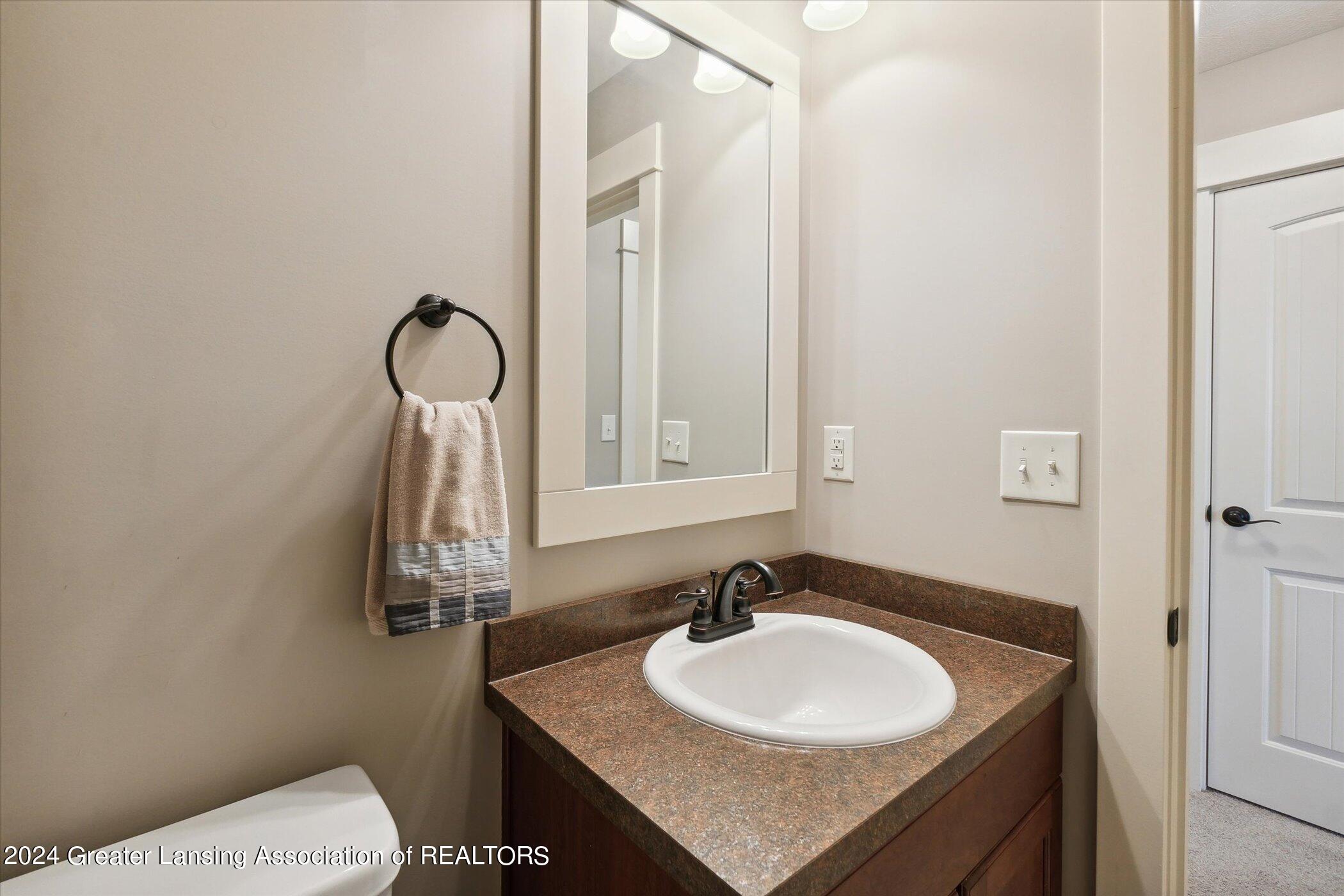 7537 Roxborough Lane, 30