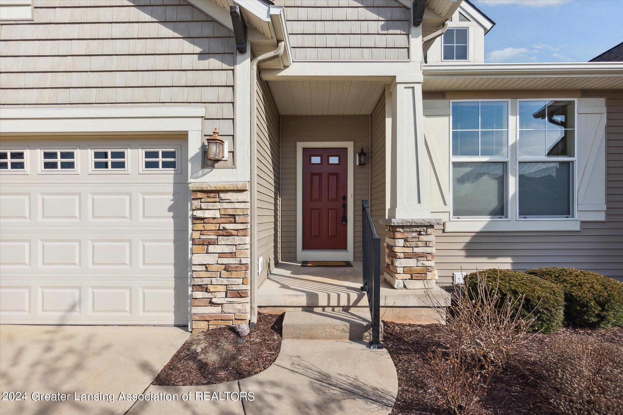 7537 Roxborough Lane, 30