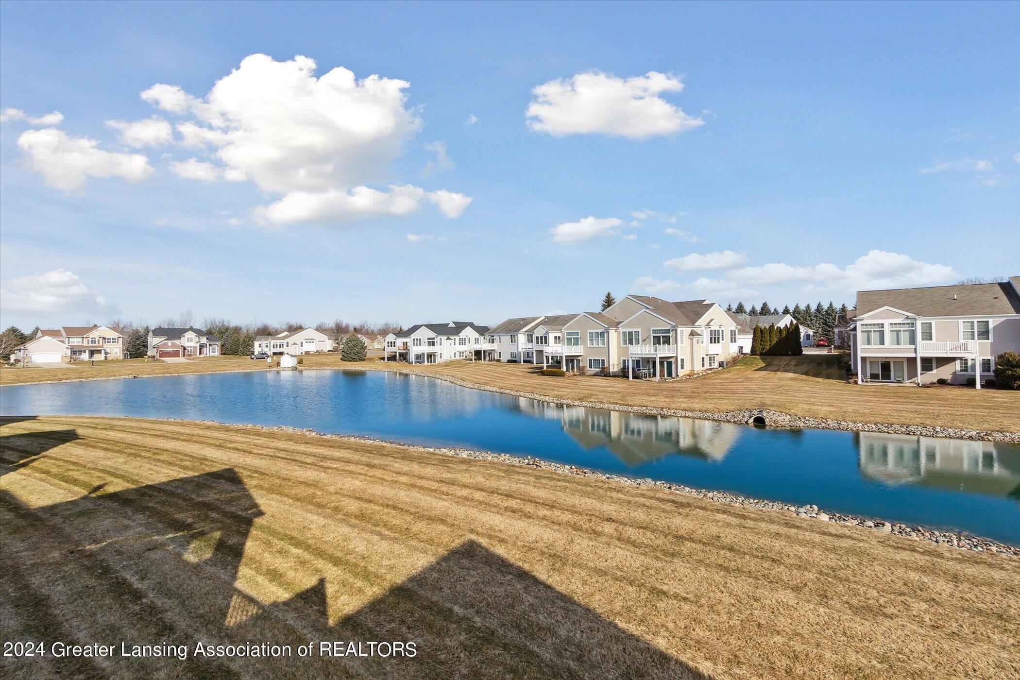 7537 Roxborough Lane, 30