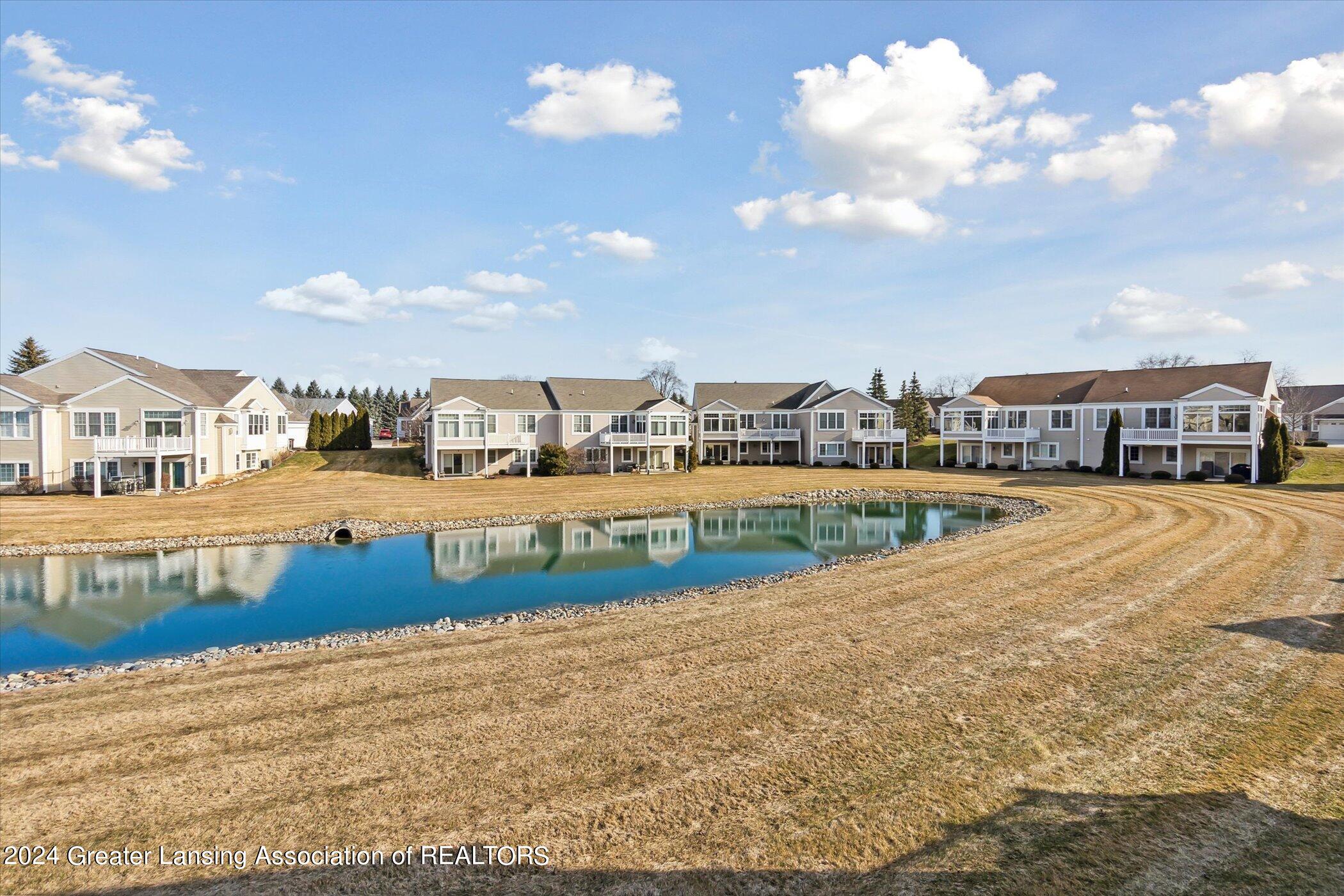 7537 Roxborough Lane, 30