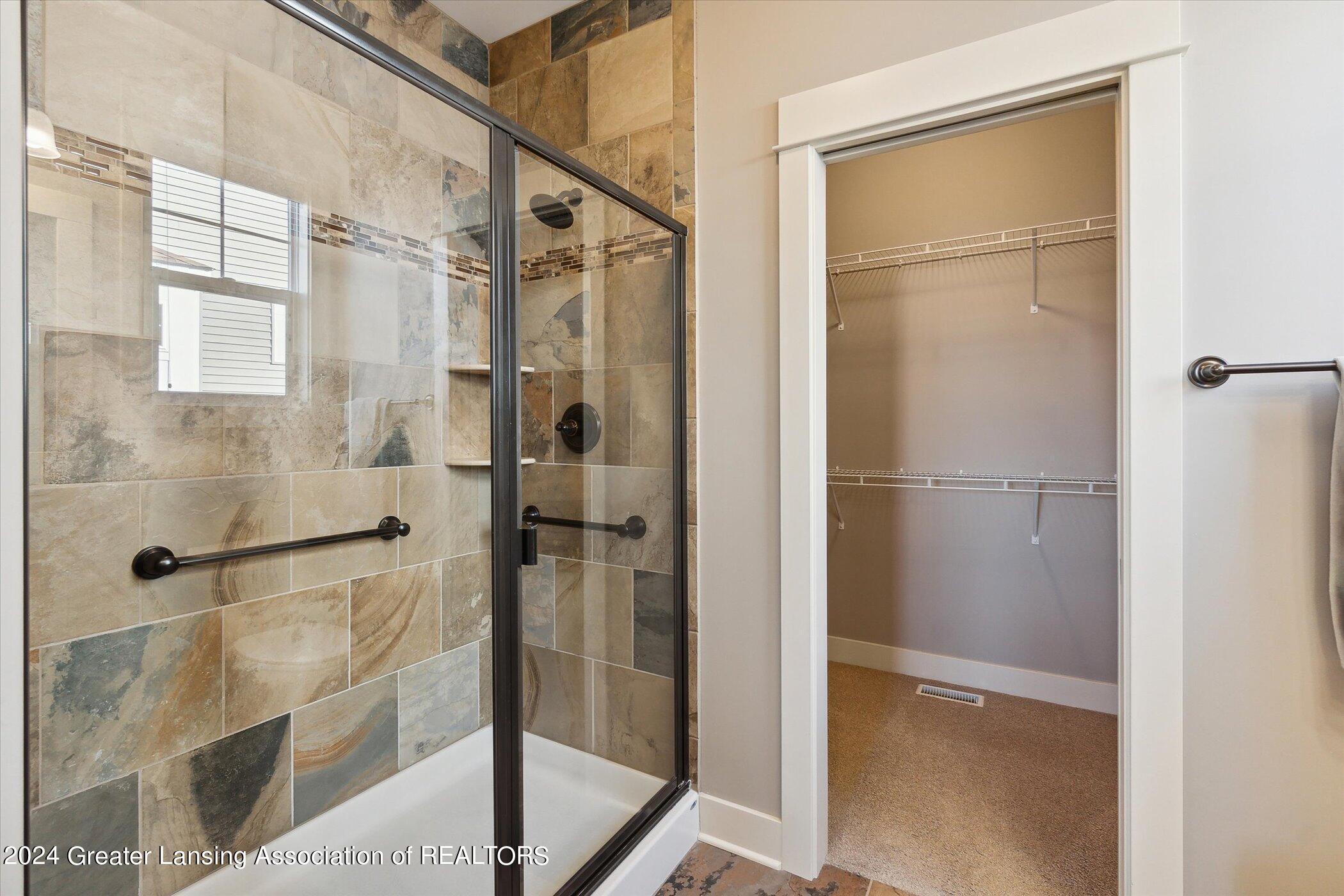 7537 Roxborough Lane, 30