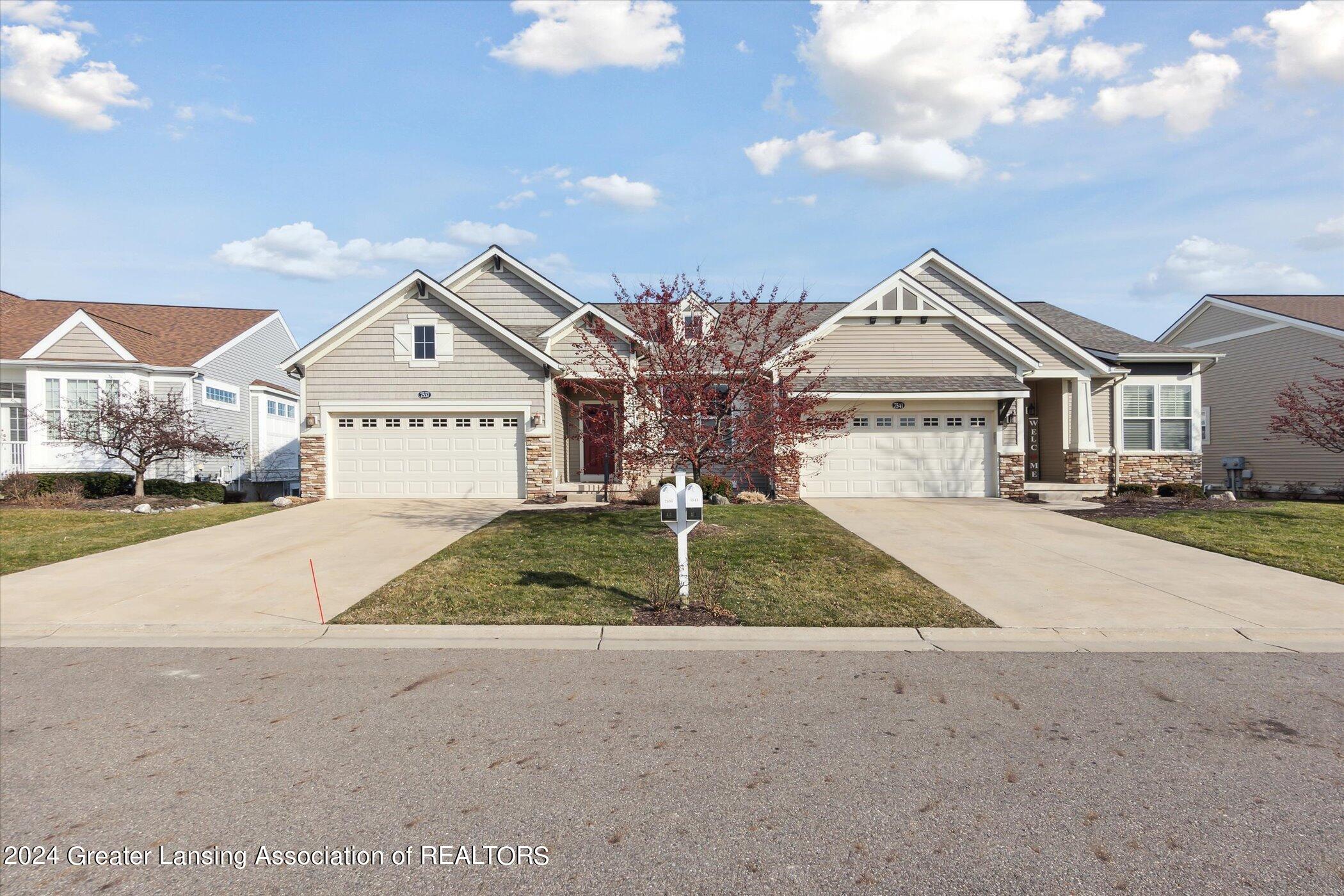 7537 Roxborough Lane, 30