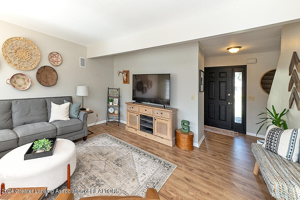 16790 Cedarbrook Drive