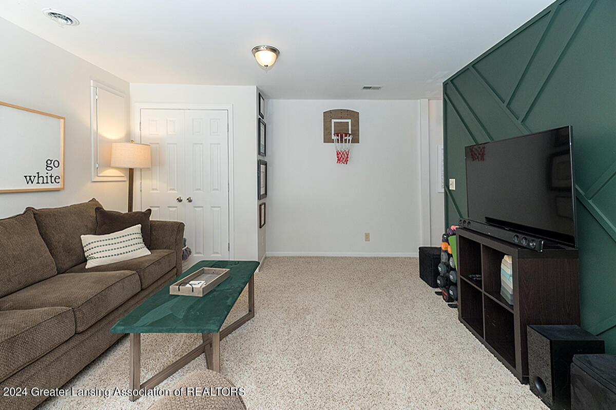 16790 Cedarbrook Drive