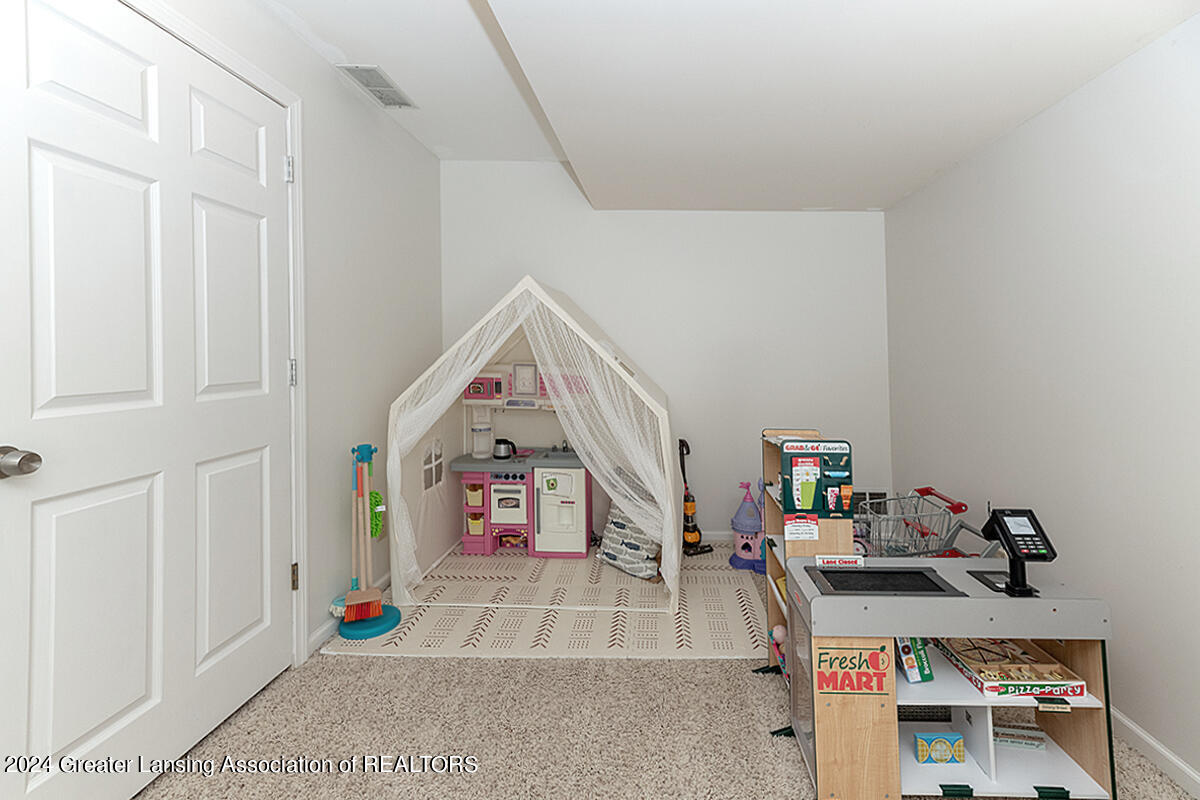 16790 Cedarbrook Drive