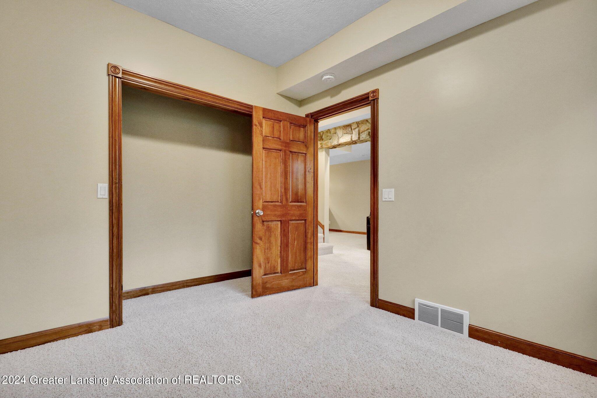 6591 Brassie Shot Road