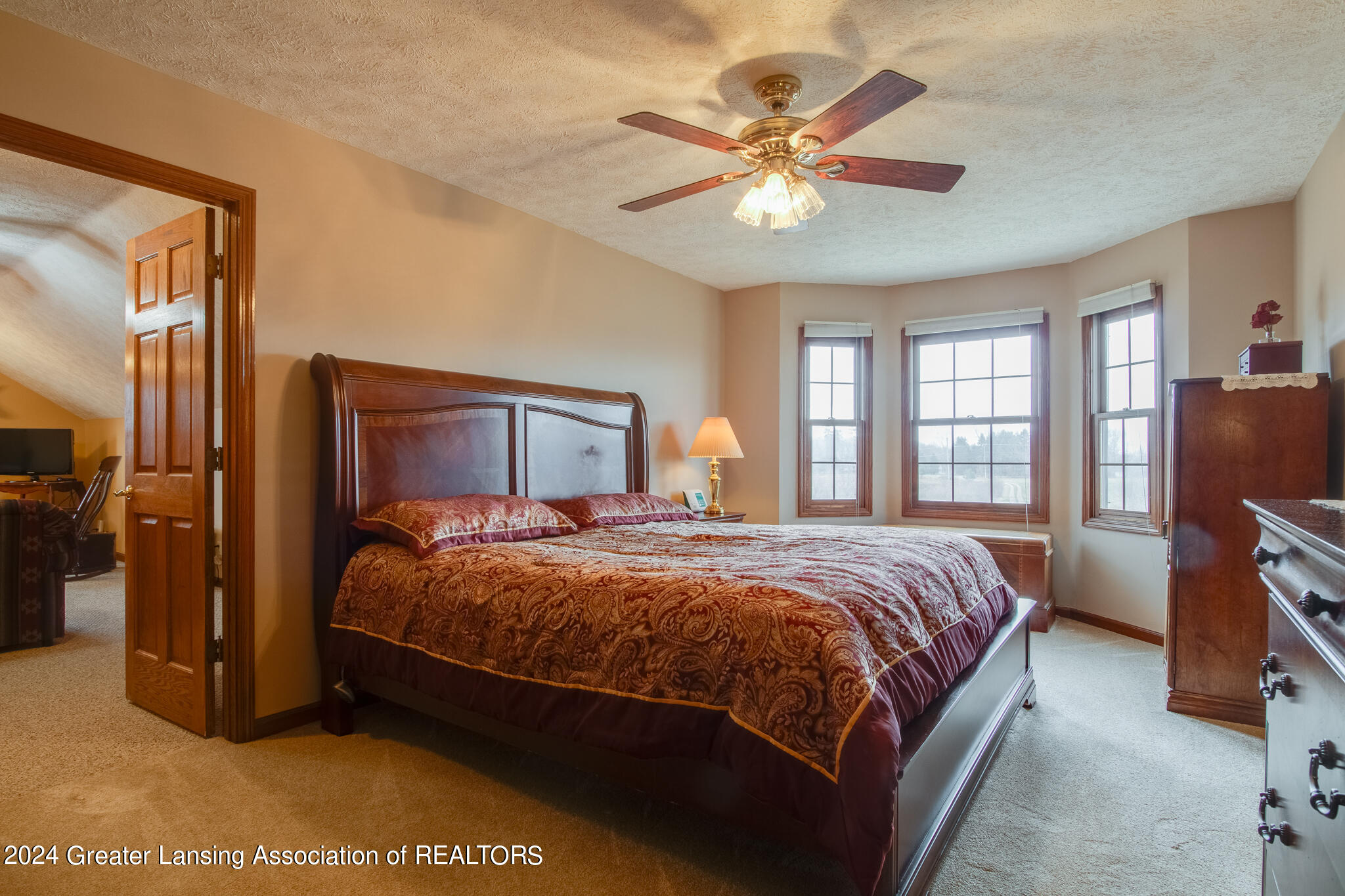 1697 E Sherwood Road