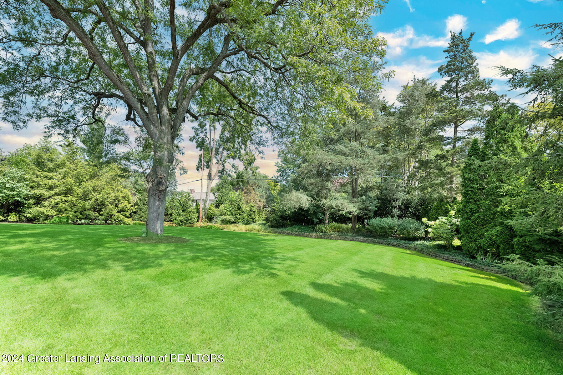 1502 E Stonegate Lane