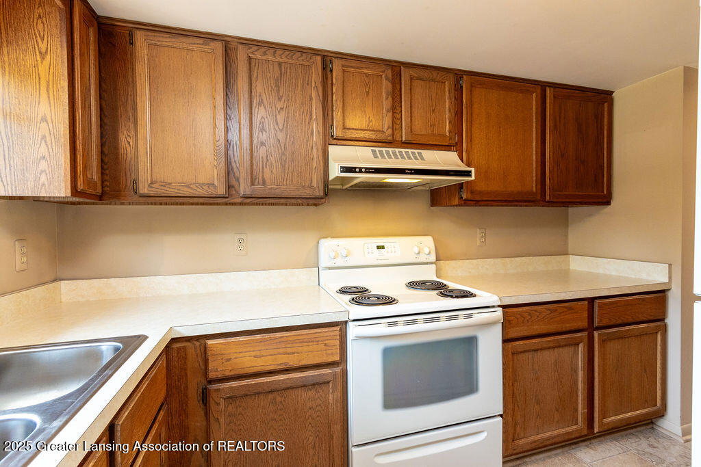 541 Red Cedar Boulevard