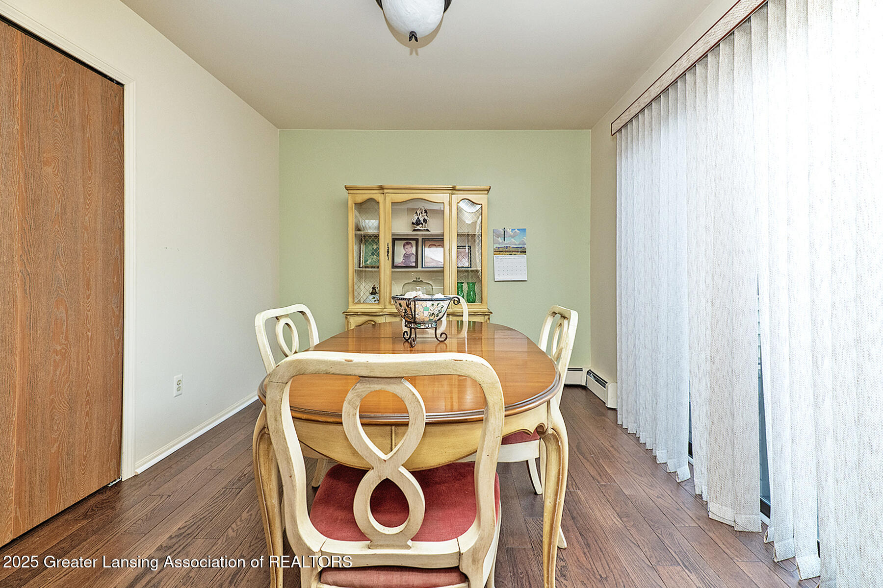 526 Red Cedar Boulevard